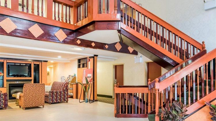 Quality Inn Lobby