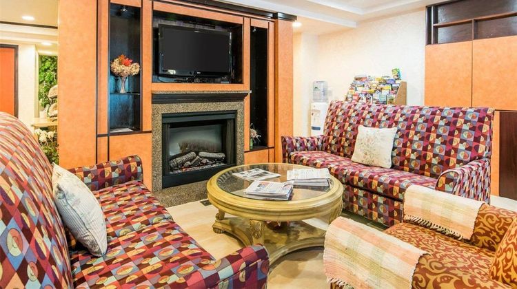 Quality Inn Lobby
