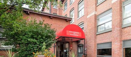 Econo Lodge Manchester Exterior