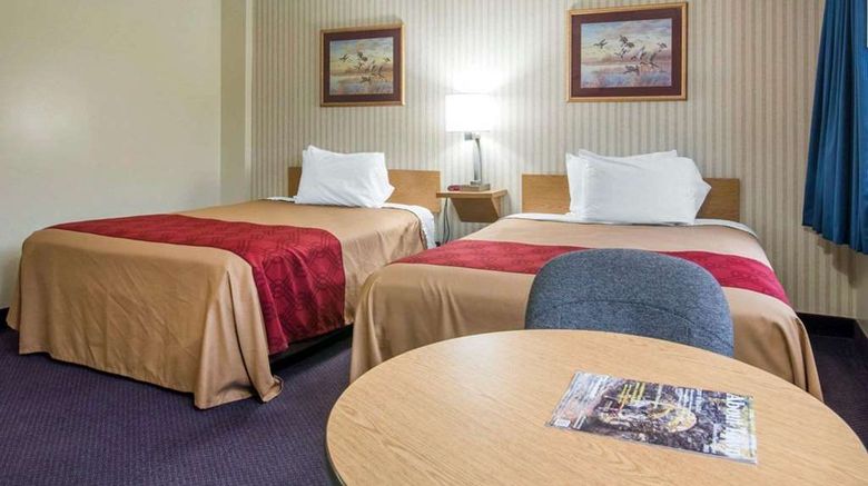 <b>Econo Lodge Manchester Room</b>. Images powered by <a href="https://iceportal.shijigroup.com/" title="IcePortal" target="_blank">IcePortal</a>.