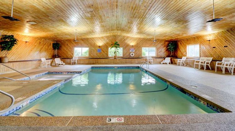 Quality Inn and Suites Lincoln I-93 Pool