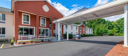 Quality Inn Merrimack Exterior
