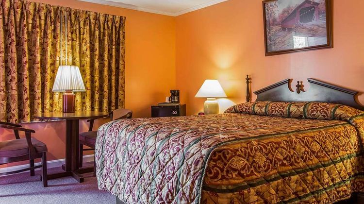 Rodeway Inn Room