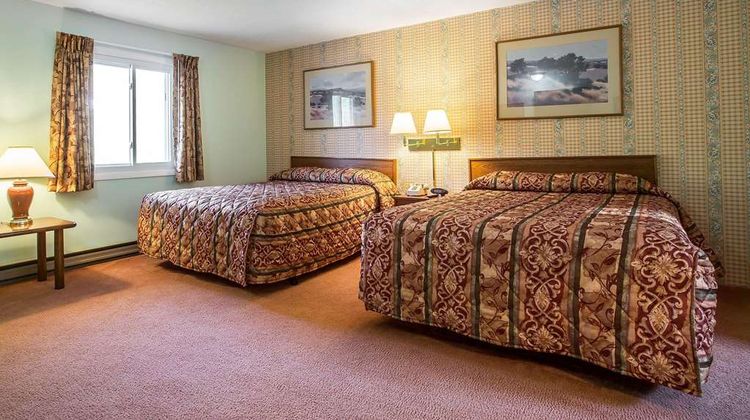 Rodeway Inn Room