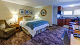 <b>Port Inn & Suites, Ascend Collection Room</b>. Images powered by <a href="https://iceportal.shijigroup.com/" title="IcePortal" target="_blank">IcePortal</a>.