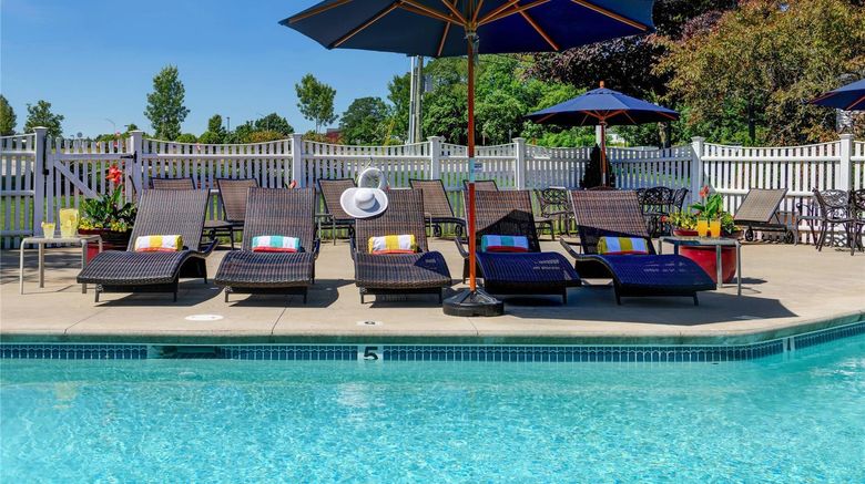 <b>Port Inn & Suites, Ascend Collection Pool</b>. Images powered by <a href="https://iceportal.shijigroup.com/" title="IcePortal" target="_blank">IcePortal</a>.