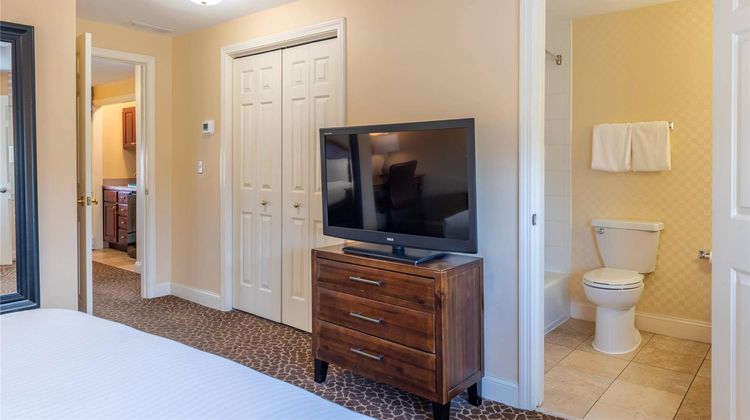 Port Inn & Suites, Ascend Collection Suite