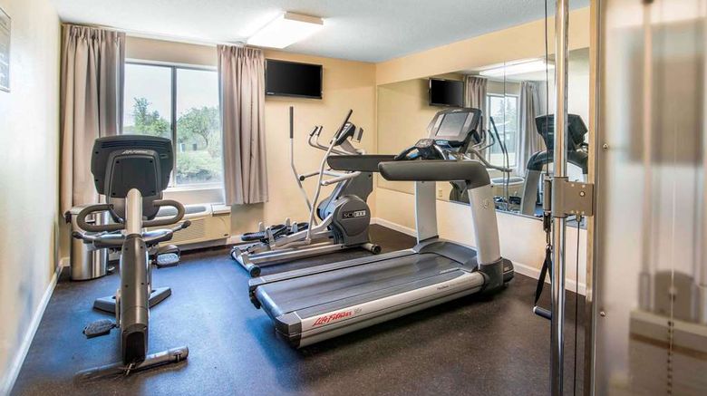 <b>Quality Inn of Loudon Health</b>. Images powered by <a href="https://iceportal.shijigroup.com/" title="IcePortal" target="_blank">IcePortal</a>.
