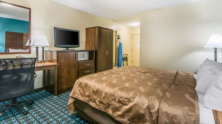 <b>Quality Inn of Loudon Room</b>. Images powered by <a href="https://iceportal.shijigroup.com/" title="IcePortal" target="_blank">IcePortal</a>.