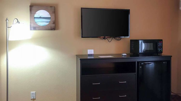 Clarion Hotel and Conference Center Suite