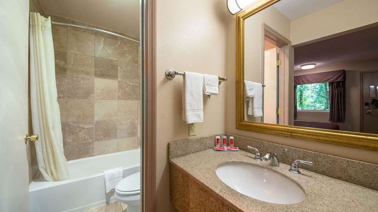 <b>Econo Lodge Mount Laurel - Philadelphia East Suite</b>. Images powered by <a href="https://iceportal.shijigroup.com/" title="IcePortal" target="_blank">IcePortal</a>.