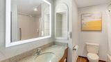 Comfort Suites East Brunswick Room