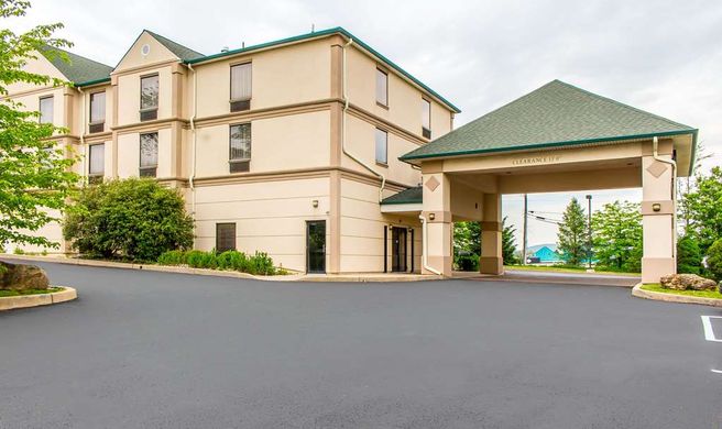 Quality Inn Hackettstown Exterior