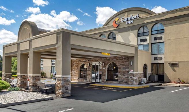 Comfort Inn Exterior
