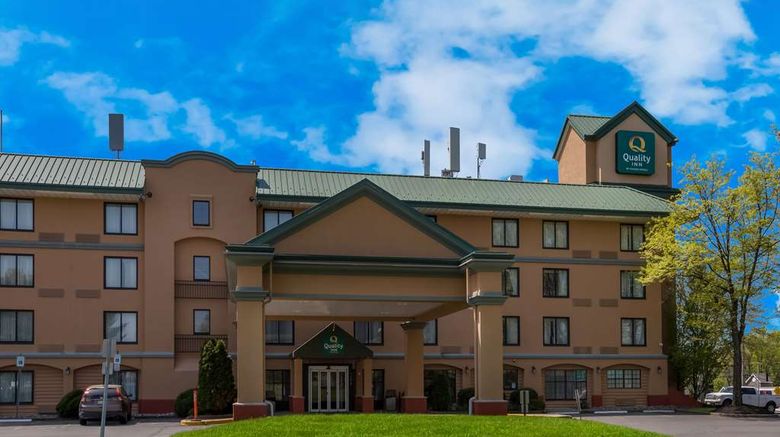 <b>Quality Inn near Princeton Exterior</b>. Images powered by <a href="https://iceportal.shijigroup.com/" title="IcePortal" target="_blank">IcePortal</a>.