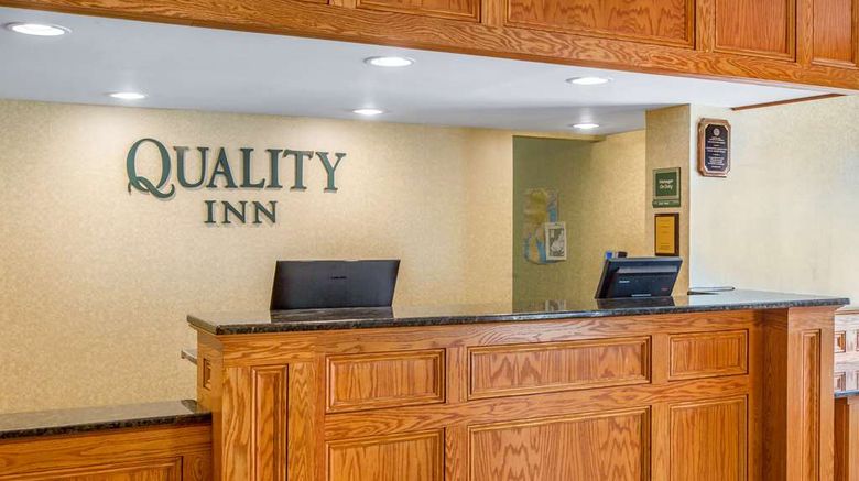 <b>Quality Inn Ledgewood Lobby</b>. Images powered by <a href="https://iceportal.shijigroup.com/" title="IcePortal" target="_blank">IcePortal</a>.