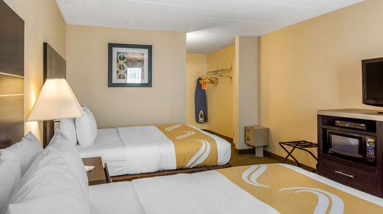 <b>Quality Inn Ledgewood Room</b>. Images powered by <a href="https://iceportal.shijigroup.com/" title="IcePortal" target="_blank">IcePortal</a>.