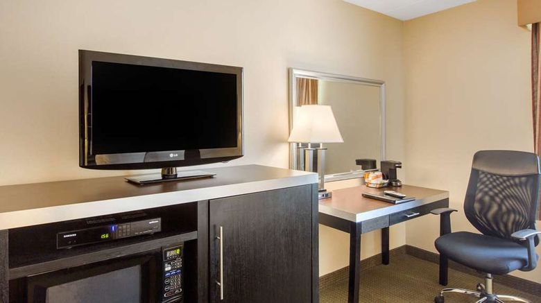 <b>Quality Inn Ledgewood Room</b>. Images powered by <a href="https://iceportal.shijigroup.com/" title="IcePortal" target="_blank">IcePortal</a>.