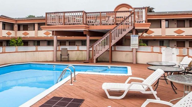 Rodeway Inn Point Pleasant Pool
