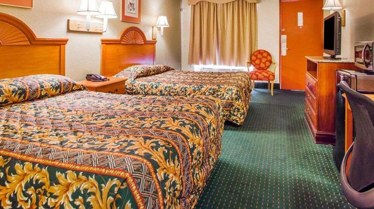 Rodeway Inn Room