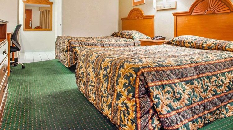 Rodeway Inn Room