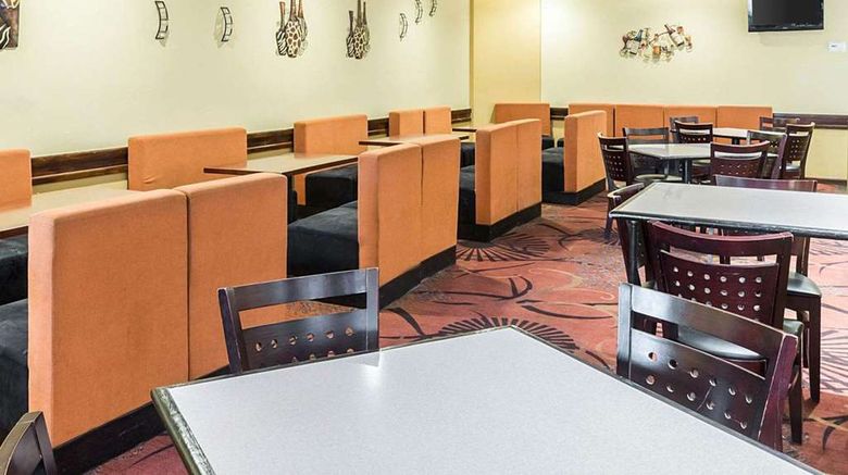 <b>Clarion Hotel Somerset Restaurant</b>. Images powered by <a href="https://iceportal.shijigroup.com/" title="IcePortal" target="_blank">IcePortal</a>.