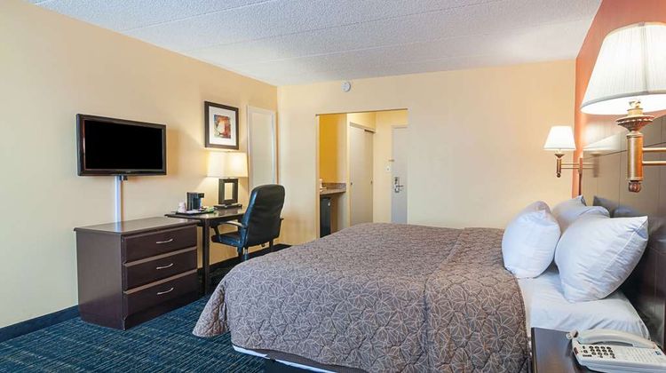 Rodeway Inn Room