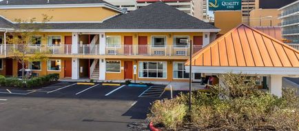 Quality Inn Flamingo Exterior