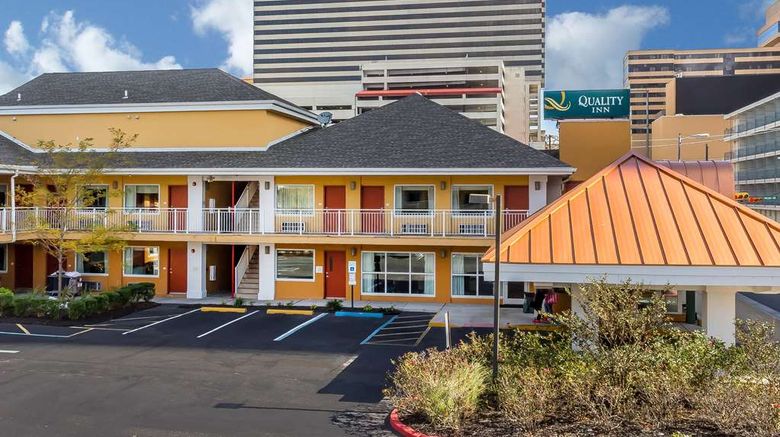 <b>Quality Inn Flamingo Exterior</b>. Images powered by <a href="https://iceportal.shijigroup.com/" title="IcePortal" target="_blank">IcePortal</a>.