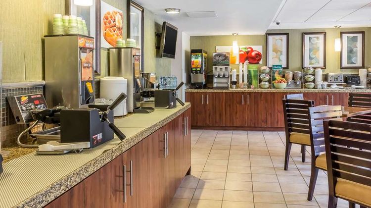 Quality Inn Flamingo Restaurant
