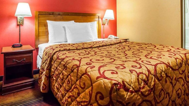 <b>Rodeway Inn Jersey City North Room</b>. Images powered by <a href="https://iceportal.shijigroup.com/" title="IcePortal" target="_blank">IcePortal</a>.