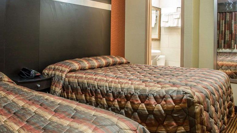 <b>Rodeway Inn Belleville Room</b>. Images powered by <a href="https://iceportal.shijigroup.com/" title="IcePortal" target="_blank">IcePortal</a>.