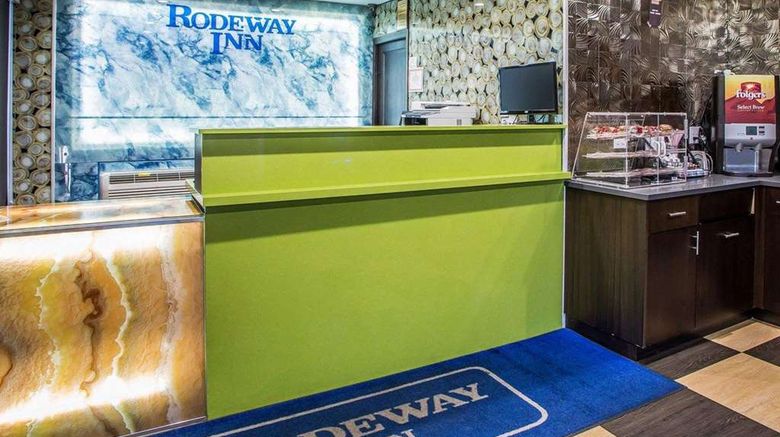 <b>Rodeway Inn Belleville Lobby</b>. Images powered by <a href="https://iceportal.shijigroup.com/" title="IcePortal" target="_blank">IcePortal</a>.