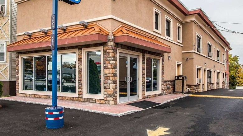 <b>Rodeway Inn Belleville Exterior</b>. Images powered by <a href="https://iceportal.shijigroup.com/" title="IcePortal" target="_blank">IcePortal</a>.