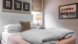 <b>Peacock Inn, Ascend Hotel Collection Suite</b>. Images powered by <a href="https://iceportal.shijigroup.com/" title="IcePortal" target="_blank">IcePortal</a>.