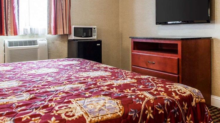 Rodeway Inn Paterson Great Falls Park Area Room