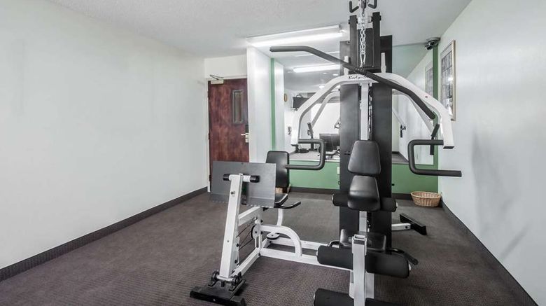 <b>Sleep Inn Health</b>. Images powered by <a href="https://iceportal.shijigroup.com/" title="IcePortal" target="_blank">IcePortal</a>.