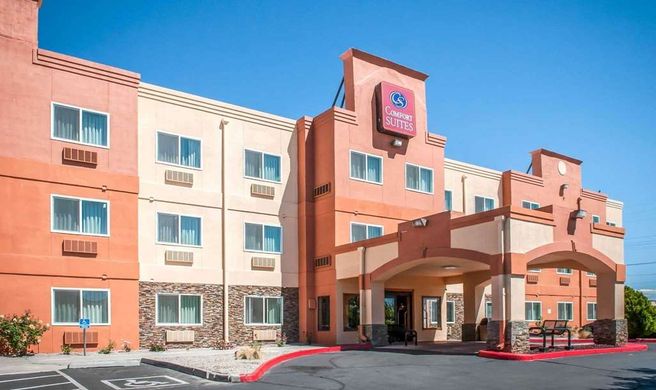 Comfort Suites, Albuquerque Exterior