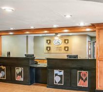 Comfort Suites, Albuquerque Lobby