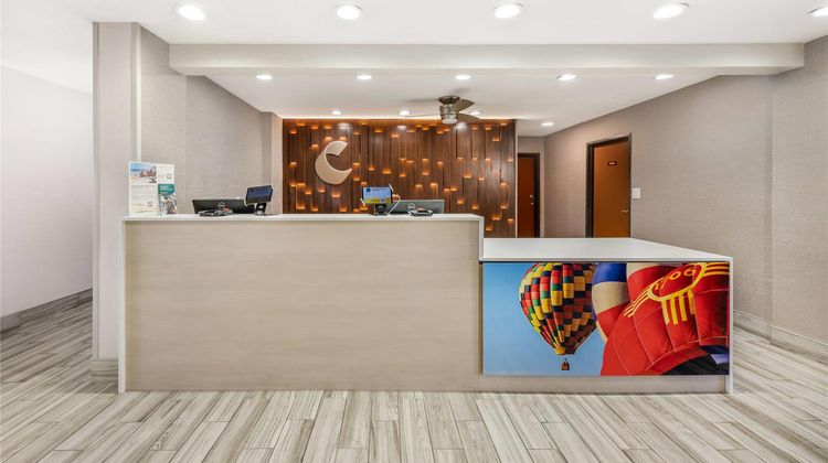 Comfort Suites, Albuquerque Lobby