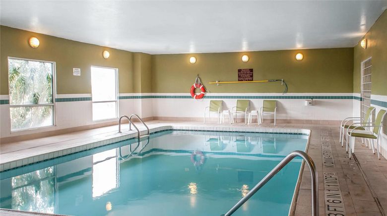 <b>Sleep Inn University Pool</b>. Images powered by <a href="https://iceportal.shijigroup.com/" title="IcePortal" target="_blank">IcePortal</a>.