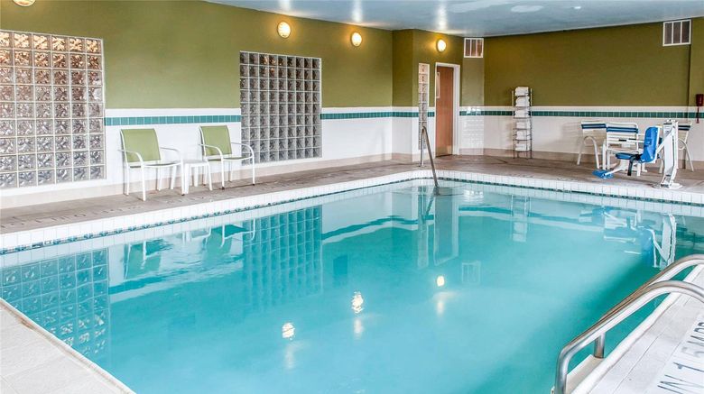 <b>Sleep Inn University Pool</b>. Images powered by <a href="https://iceportal.shijigroup.com/" title="IcePortal" target="_blank">IcePortal</a>.