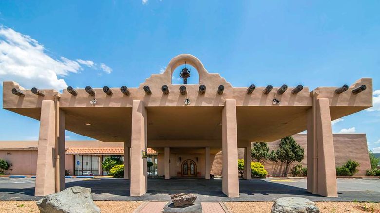 Quality Inn Exterior. Images powered by <a href="https://iceportal.shijigroup.com" target="_blank" rel="noopener">Ice Portal</a>.