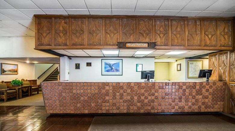 <b>Quality Inn Lobby</b>. Images powered by <a href="https://iceportal.shijigroup.com/" title="IcePortal" target="_blank">IcePortal</a>.