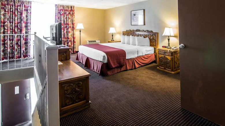 <b>Quality Inn Suite</b>. Images powered by <a href="https://iceportal.shijigroup.com/" title="IcePortal" target="_blank">IcePortal</a>.