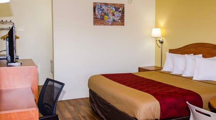Econo Lodge Albuquerque East Room