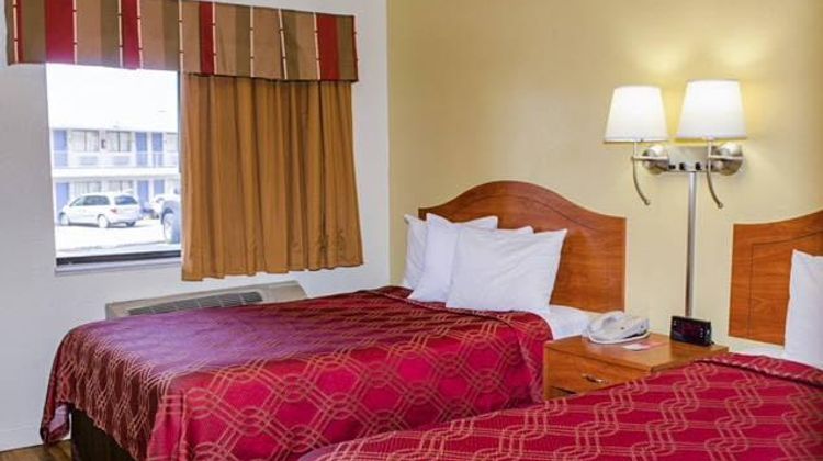 Econo Lodge Albuquerque East Room