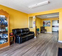 Econo Lodge Gallup West Lobby
