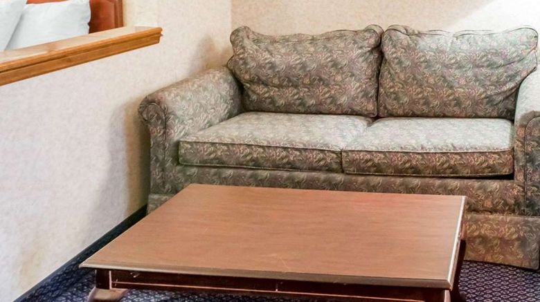 <b>Rodeway Inn Tucumcari Suite</b>. Images powered by <a href="https://iceportal.shijigroup.com/" title="IcePortal" target="_blank">IcePortal</a>.