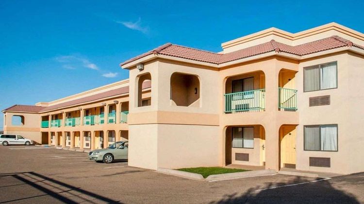 Rodeway Inn Tucumcari Exterior